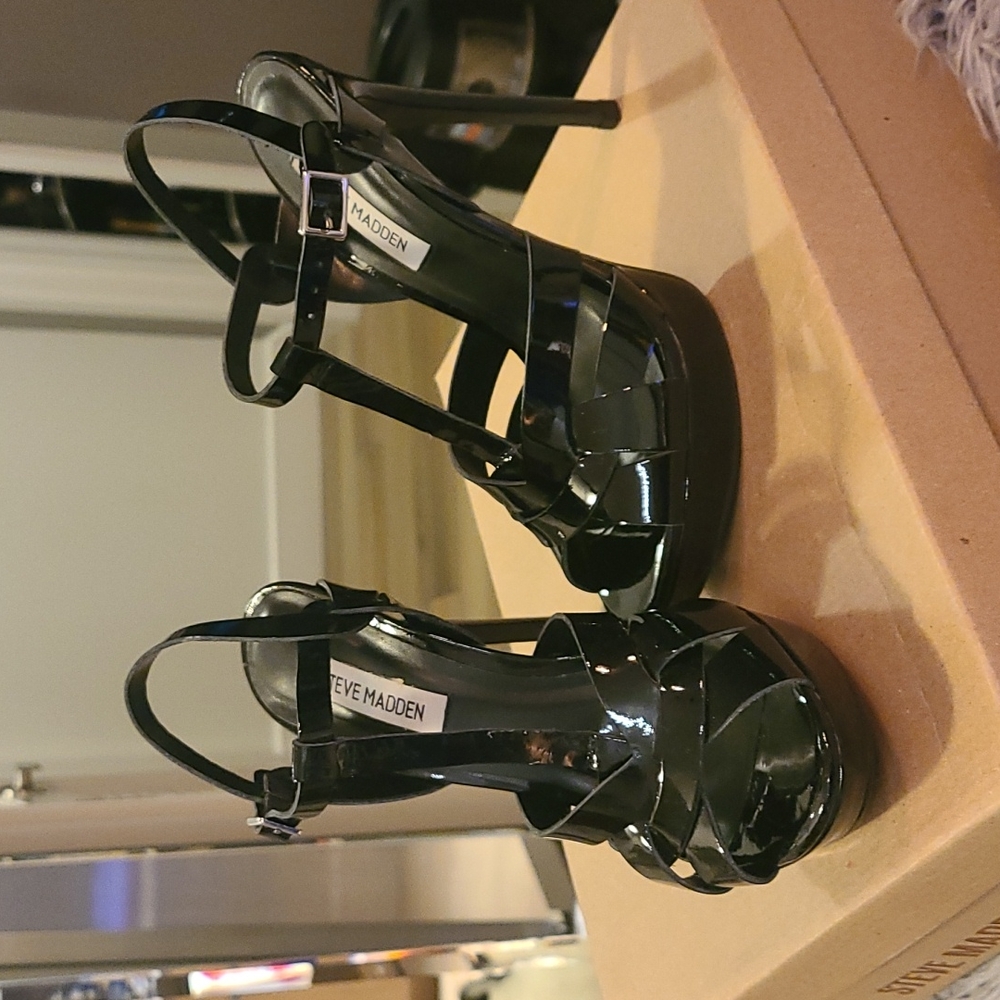 Steve madden heels only worn once